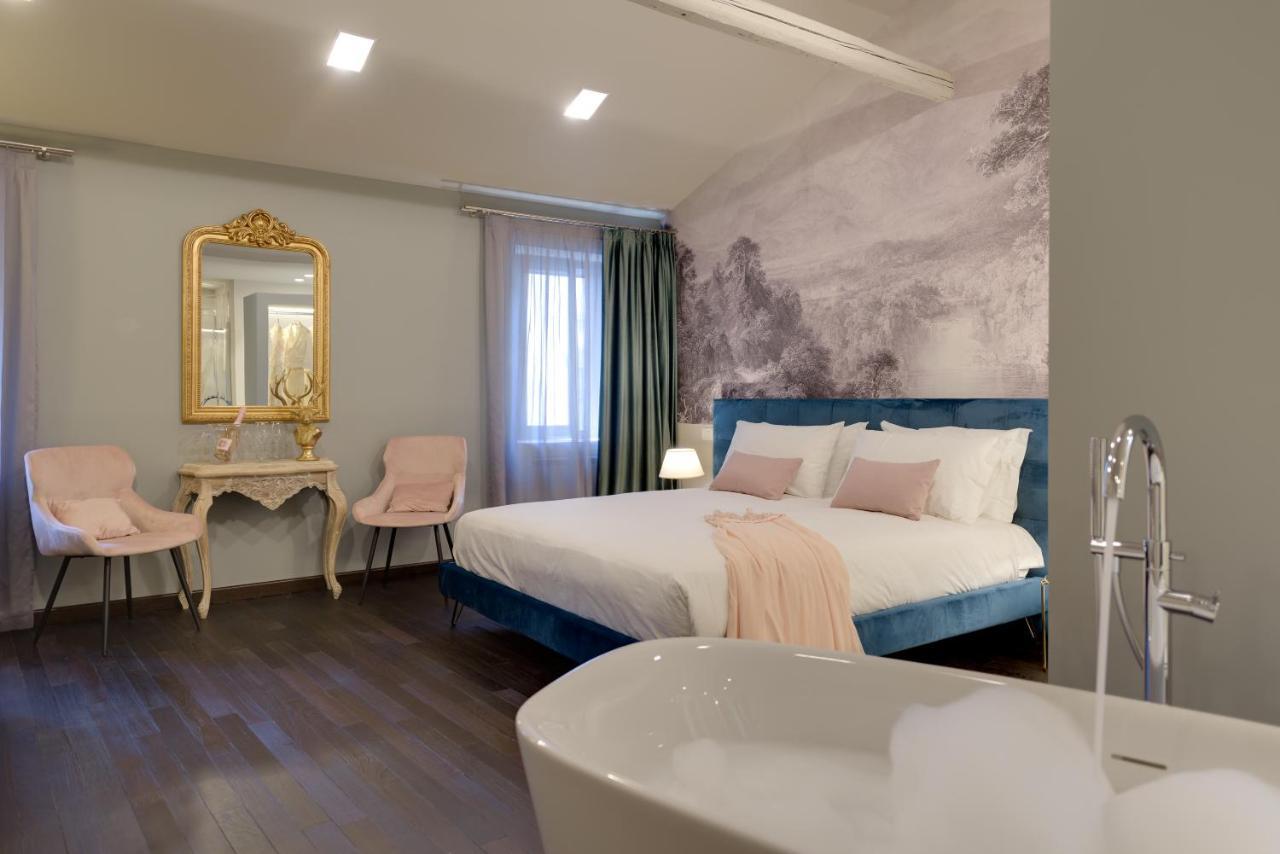 Palazzo Duomo Suites In Udine Center 外观 照片